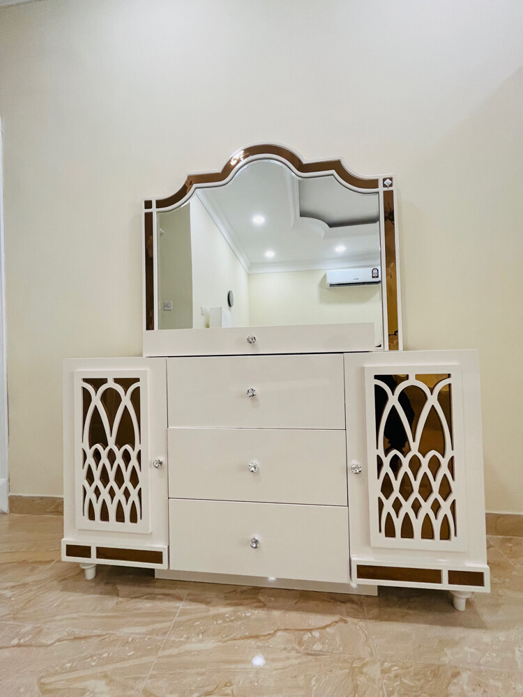 Classic bed room set  - 3
