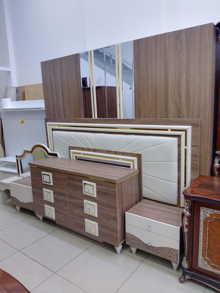 Classic bed room set  - 2