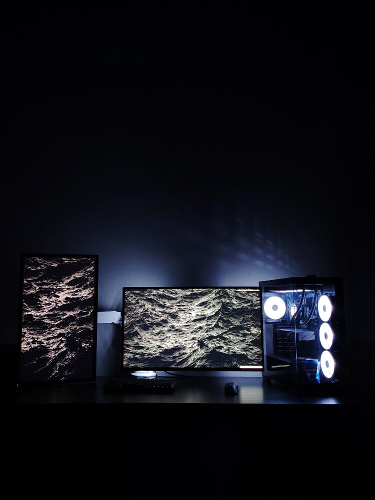 4k 165hz 32in UltraGear display - 3