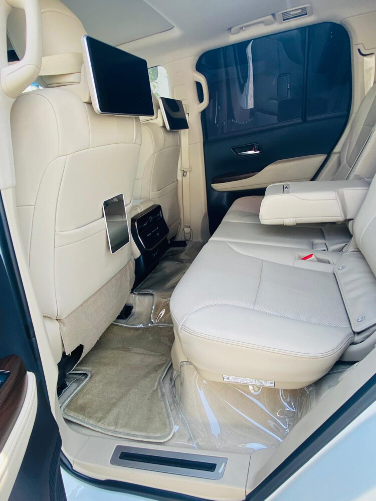 VIP limousine  - 3
