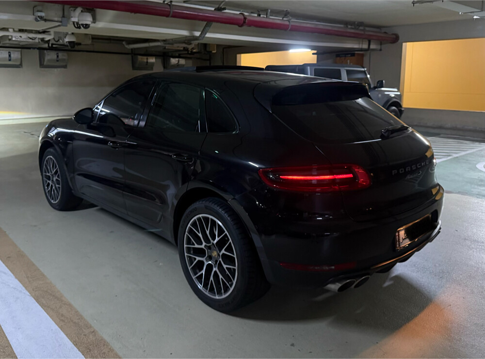 Porshe Macan S - 5