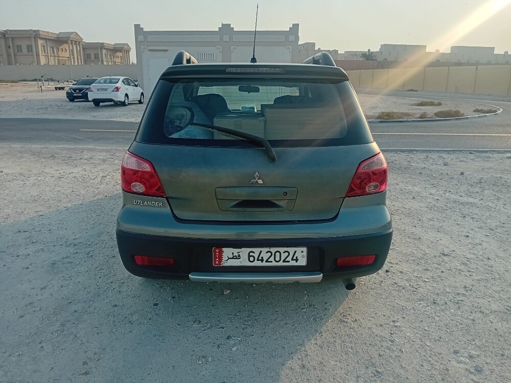 ميتسوبيشي ٢٠٠٥ - 5