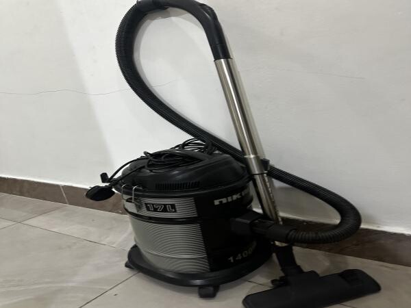 • مكنسة برميل نيكاي 17 لتر 1400 - 2
