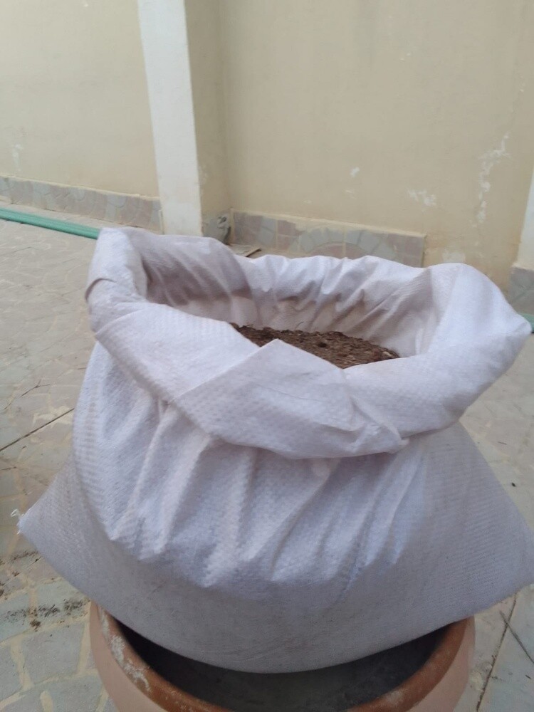 soil mixed with fertilizer - 4