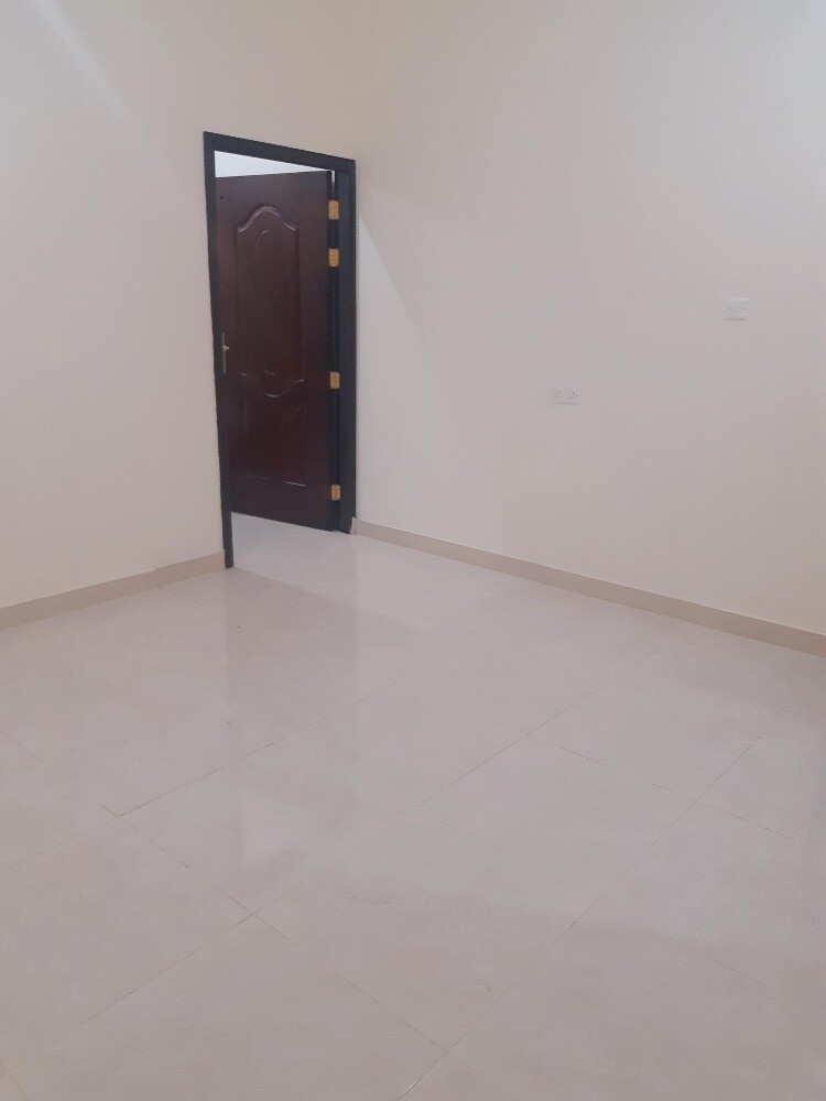 wide 1BHK in muaizar no commission - 2