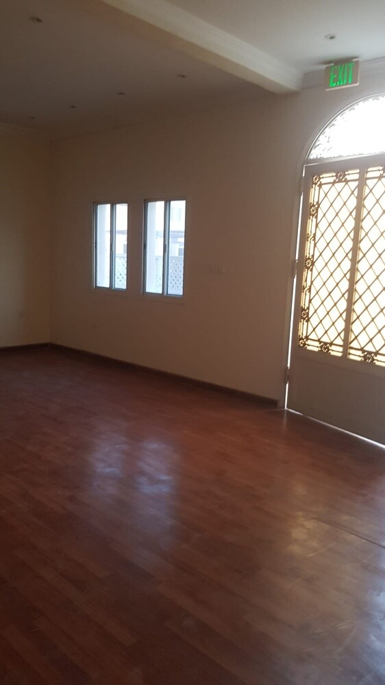 For rent: A fully renovated compoun - 4