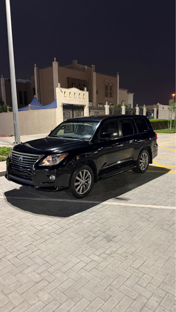 2010 Lexus, original factory paint. - 5
