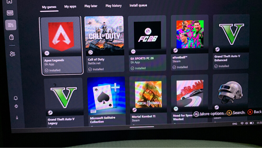 ROG Xbox Ally X (Z2 Extreme) - 4