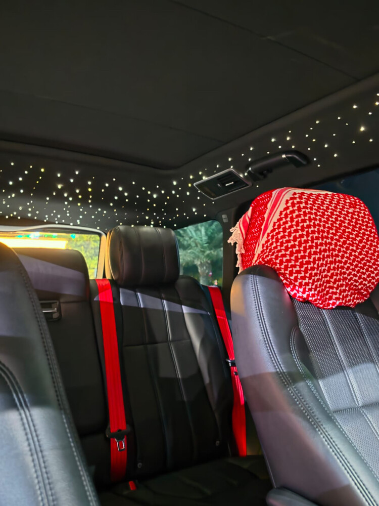 range rover vogue 2016 - 12