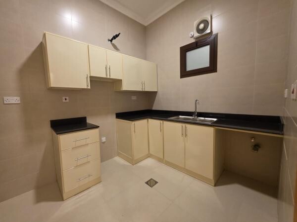BRAND-NEW 2BR APARTMENT AL MONTAZAH - 4