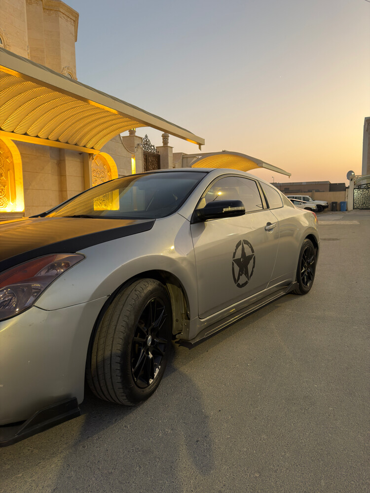 Altima coupe - 1