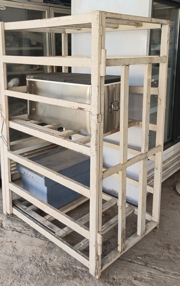 Gas Cylinder Cabinet Fits 8Cylinder - 2