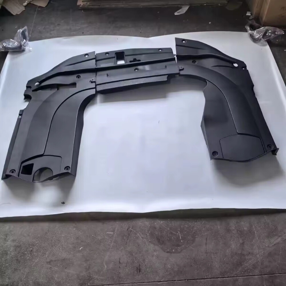 Engine upper side cover for LX5.7 - 3