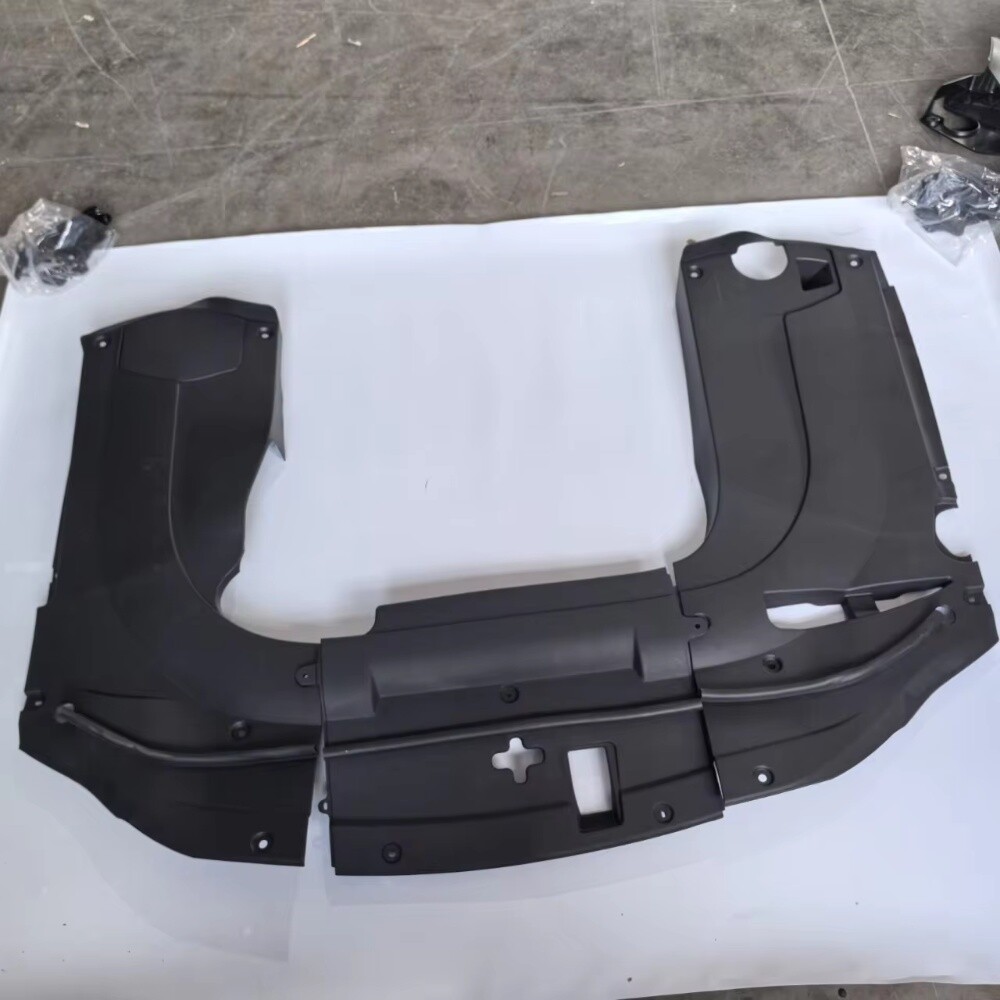Engine upper side cover for LX5.7 - 2
