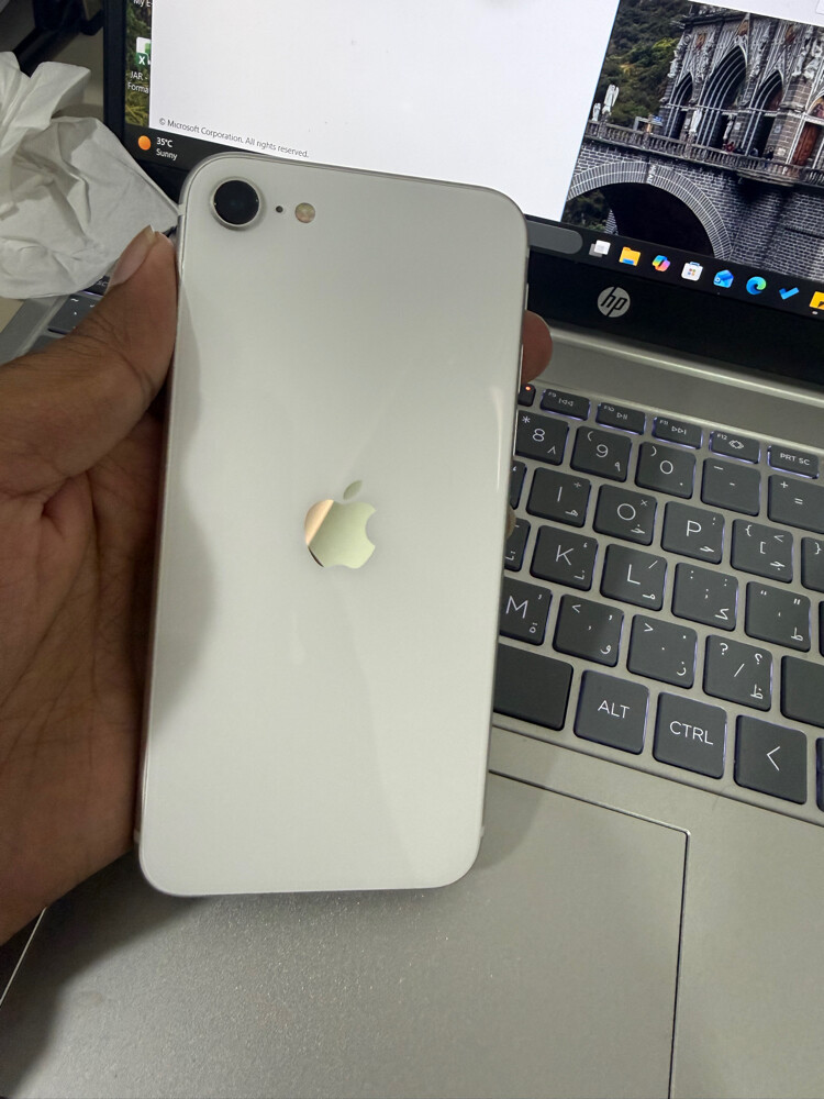 iPhone SE 2020 - 2