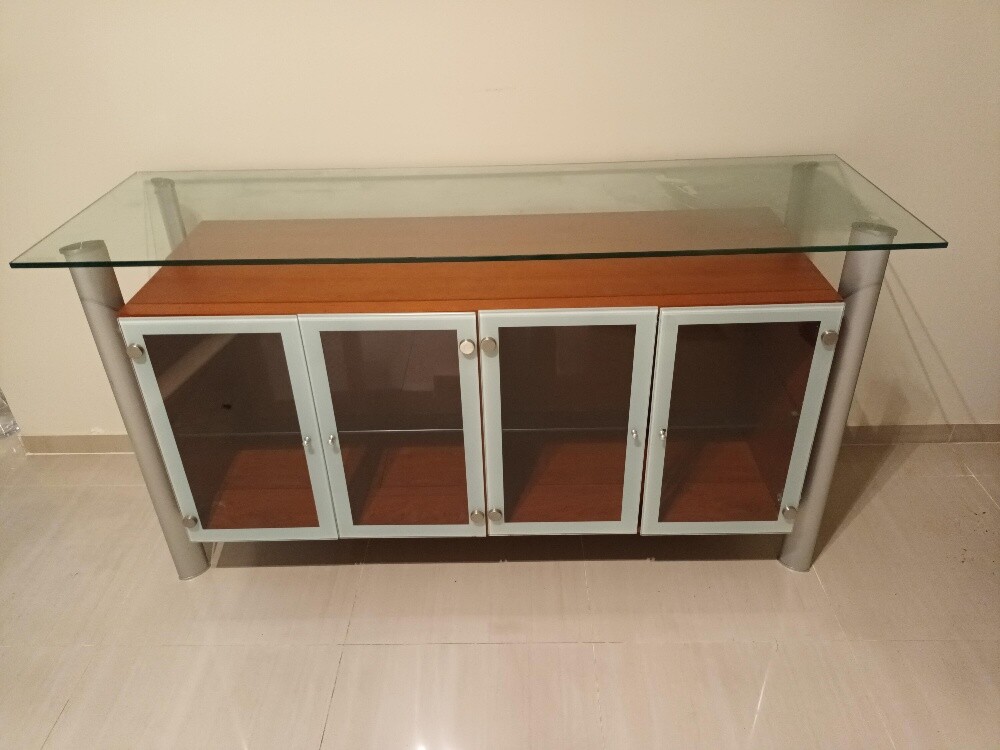 طاولة بوفيه زجاجية أنيقة - 2