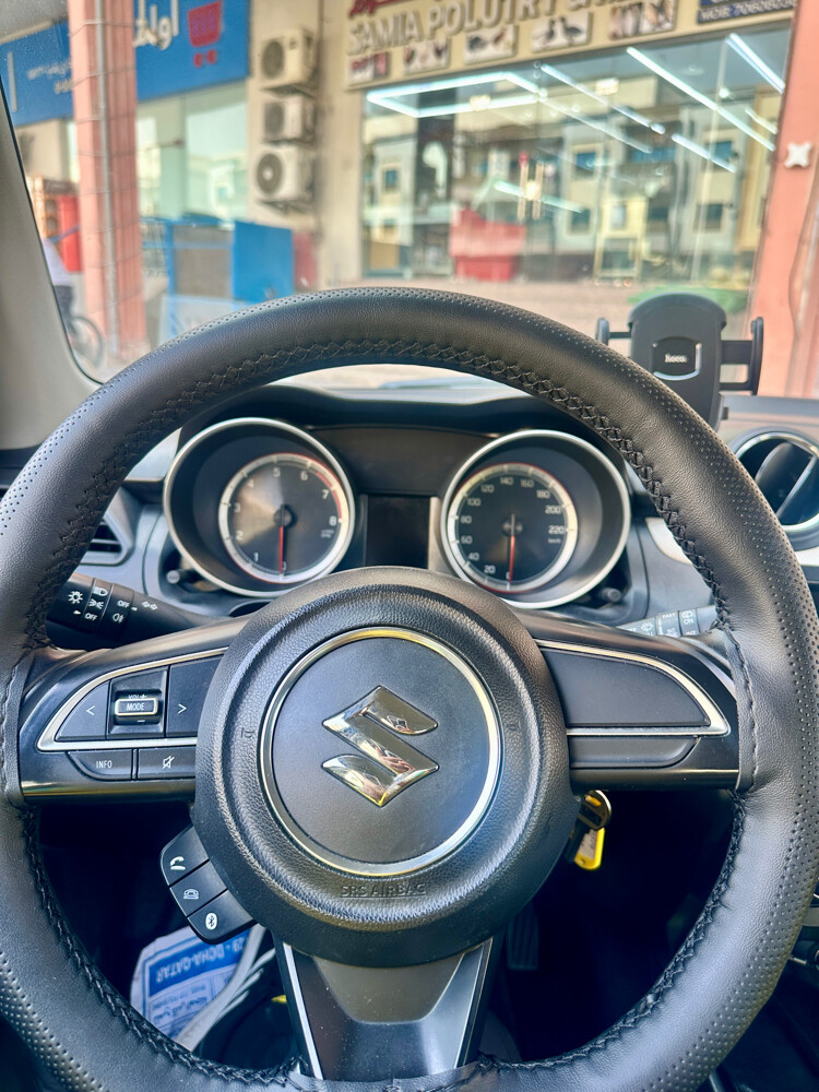 Suzuki swift 2022 - 9