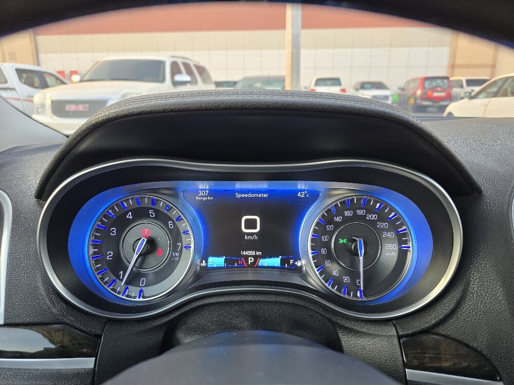 Chrysler 300C - 6