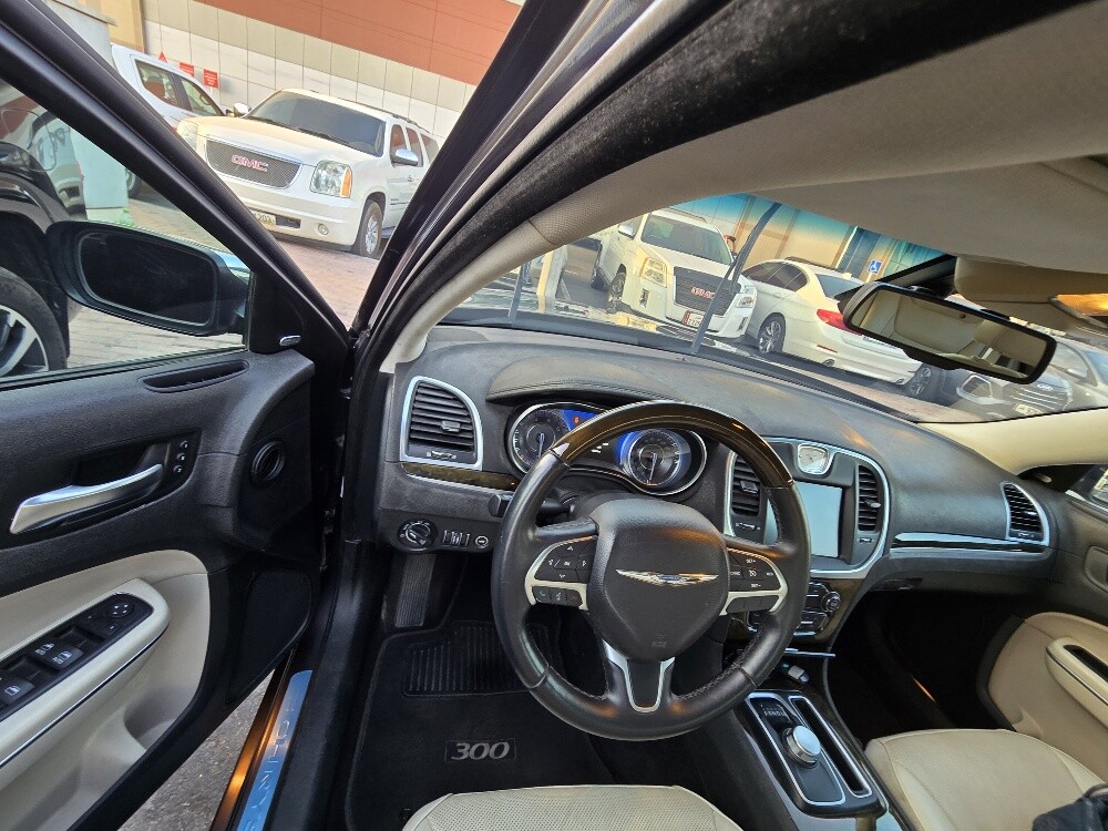 Chrysler 300C - 8