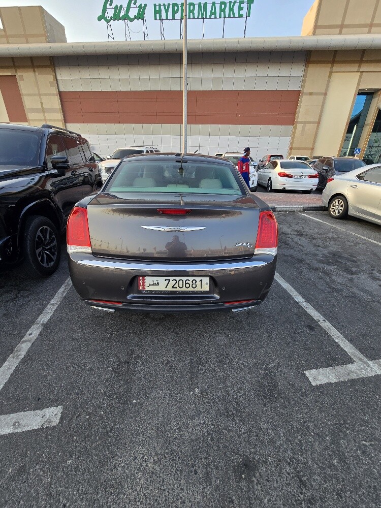 Chrysler 300C - 11