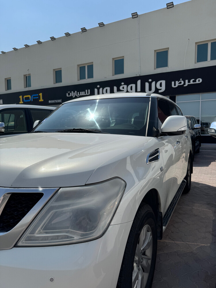 نيسان باترول ابيض لؤلؤي 2013 - 3