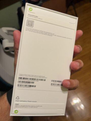 iPhone 18 Pro Max 256 GB Burgundy  - 2