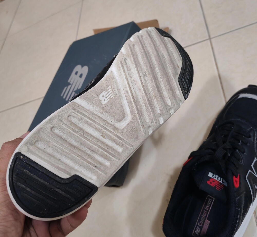 New Balance shoes
 1 month use
Like - 4