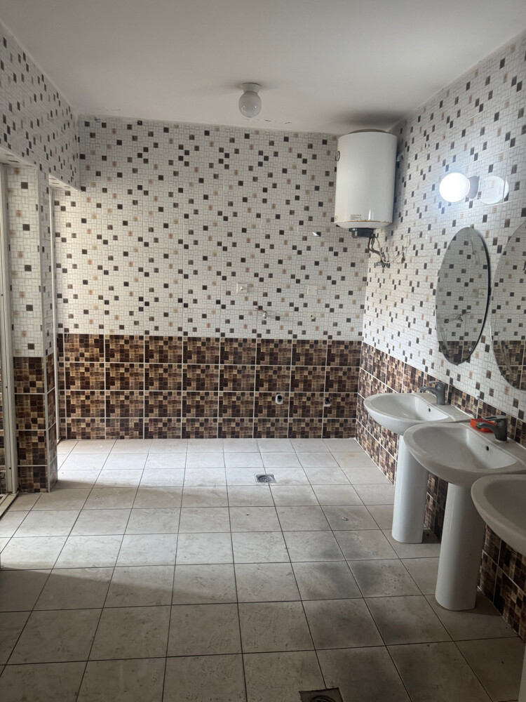 للبيع مجمع عمارات صناعية لاستثمار - 8