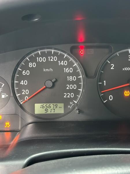 للبيع نيسان سفاري باب جير عادي - 10
