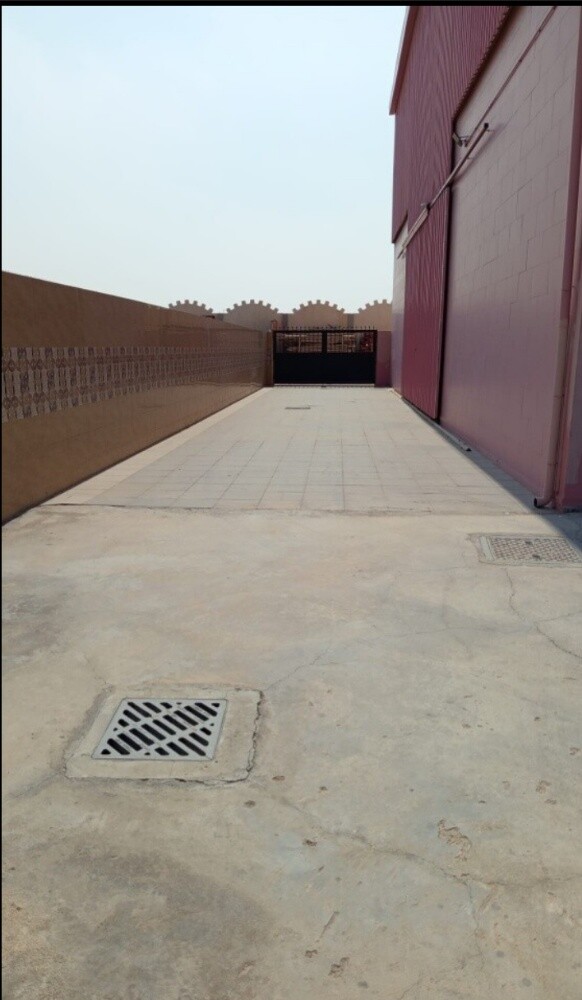 Iron & Aluminum Factory for Rent - 4