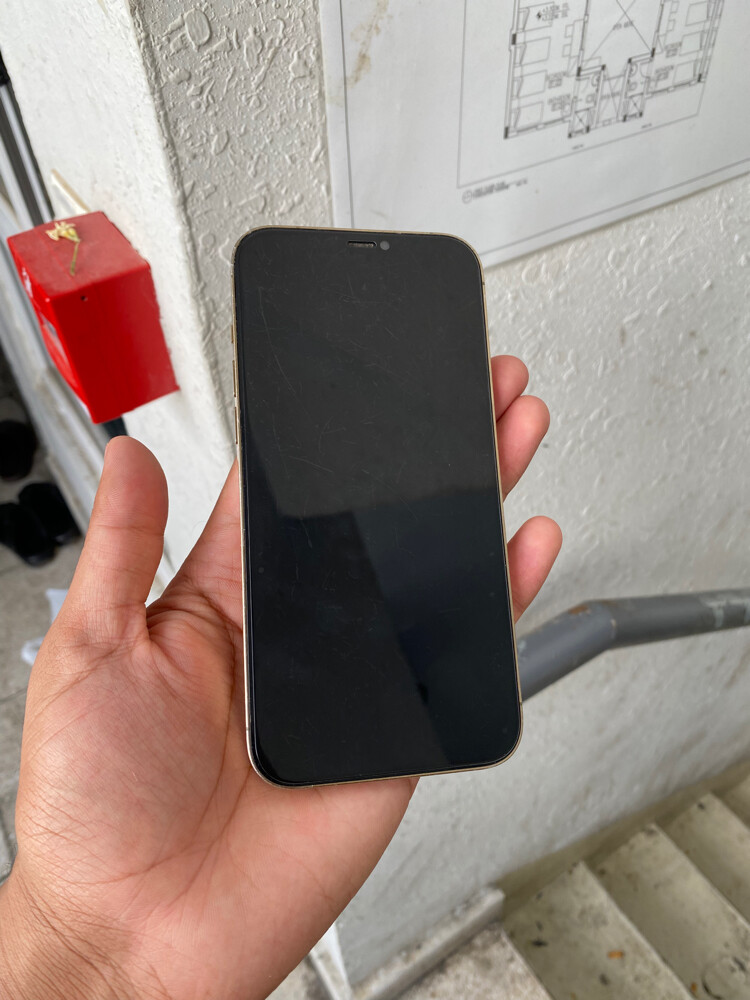 Iphone 12 pro max - 9