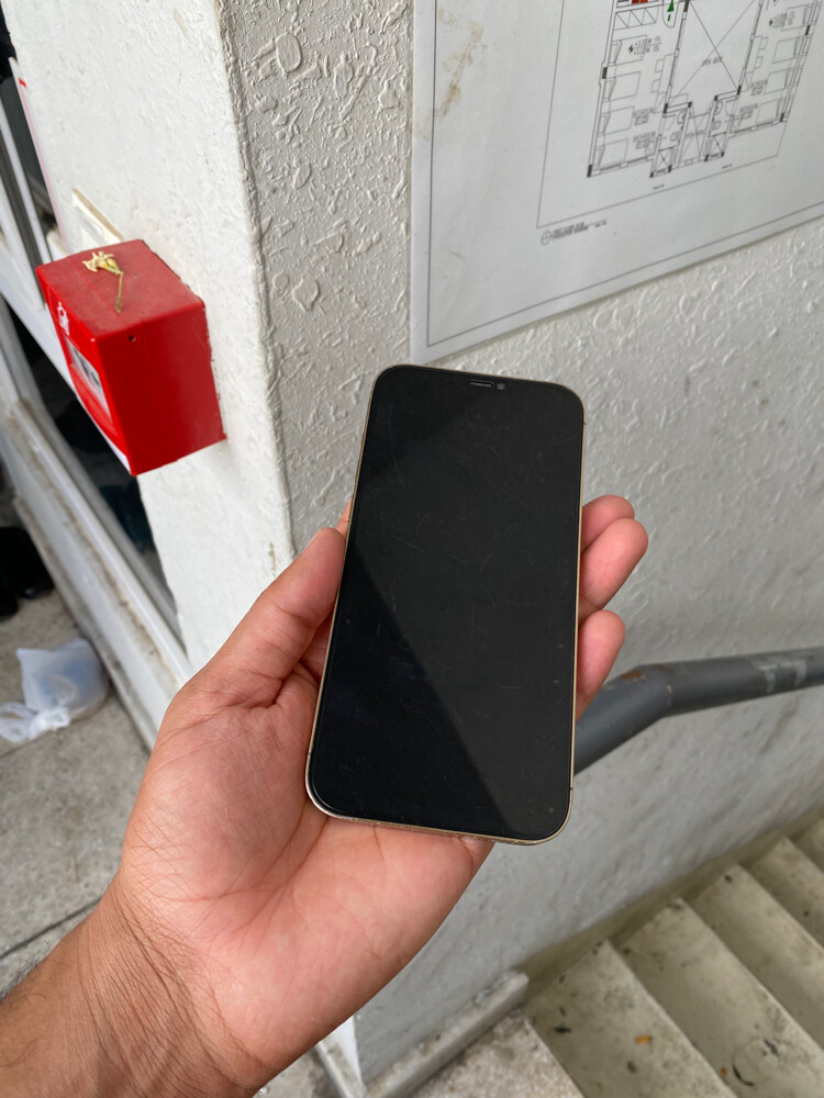 Iphone 12 pro max - 5