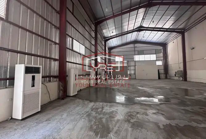 WARHORSE + ROOM FOR SALE   - 20