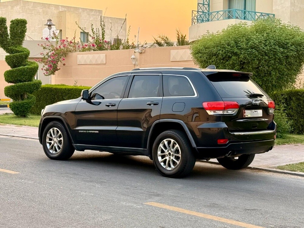 جراند شيروكى لاريدو - 4