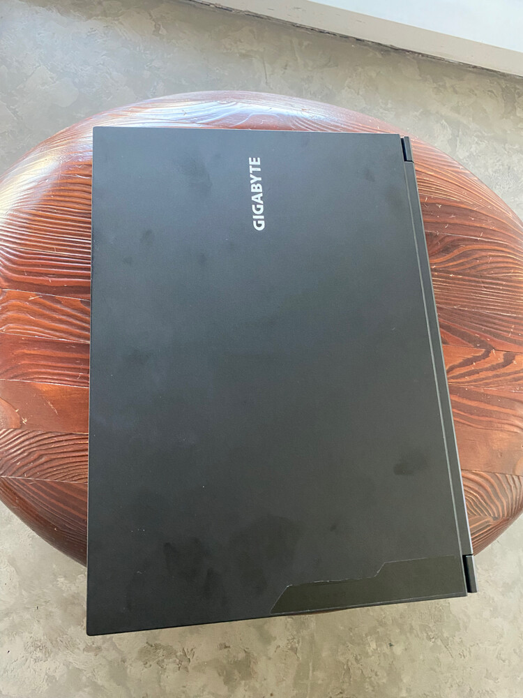 GIGABYTE G6 KG RTX 4060 8GB - 7