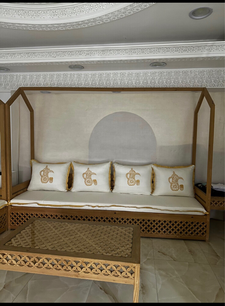 3chair wood with light  - 1