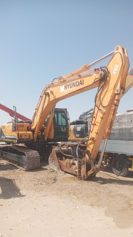 Two Hyundai Chain Excava for Sale - 2