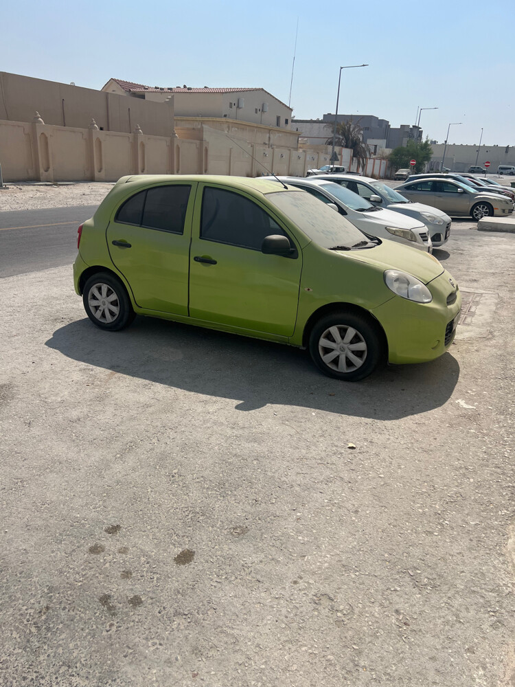 Nissan - 1