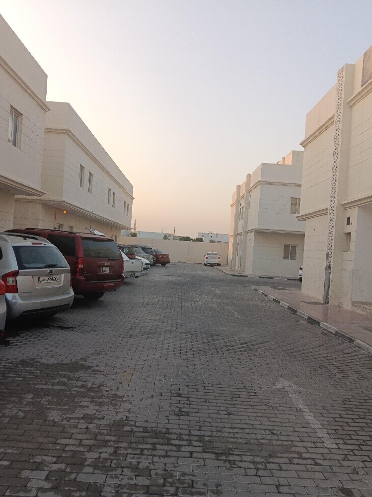 Apartment fr rent n Ain Khaled 1bhk - 12