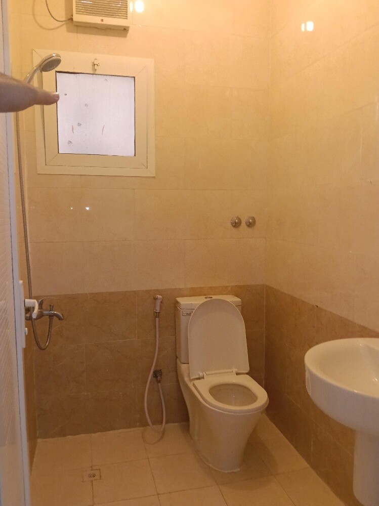 Apartment fr rent n Ain Khaled 1bhk - 9