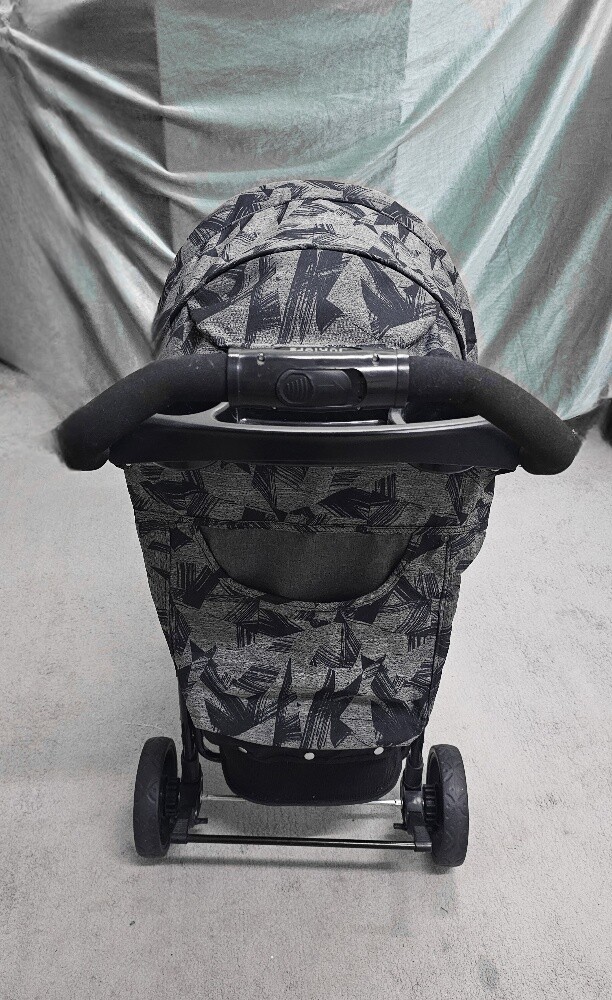 stroller - 4