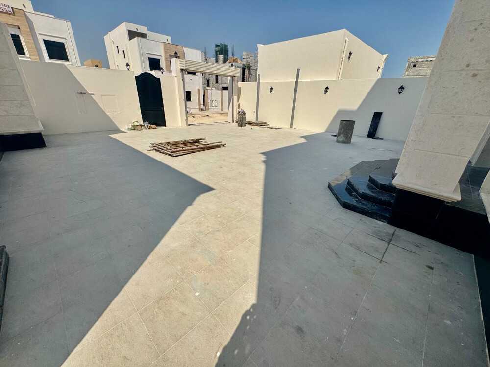 للبيع فيلا فخمه في ام صلال علي - 2