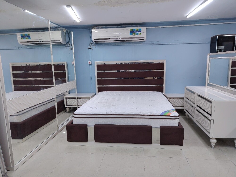 Bad room sat - 4