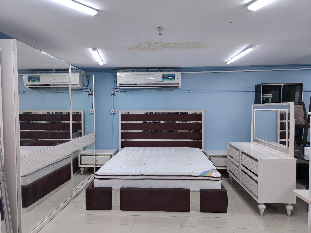 Bad room sat - 1