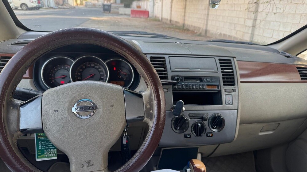 نيسان تيدا - 3