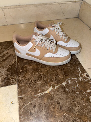 Nike  - 1