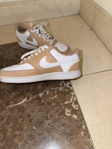 Nike  - 2