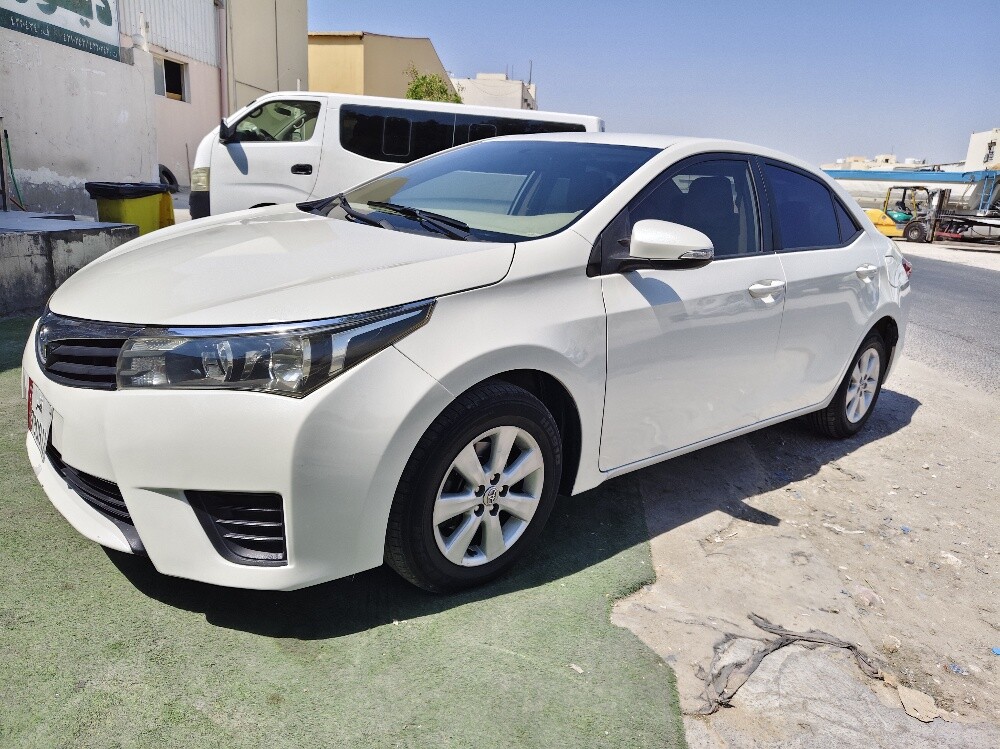 Toyota   Corolla    2.0     2015 - 14