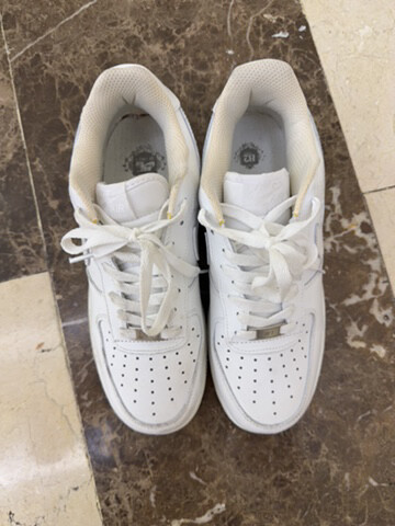 Nike  - 2