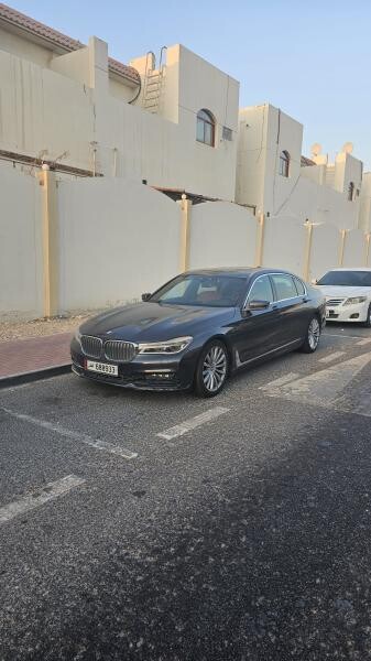 سيارة بي أم دبليو للبيع موديل - 1